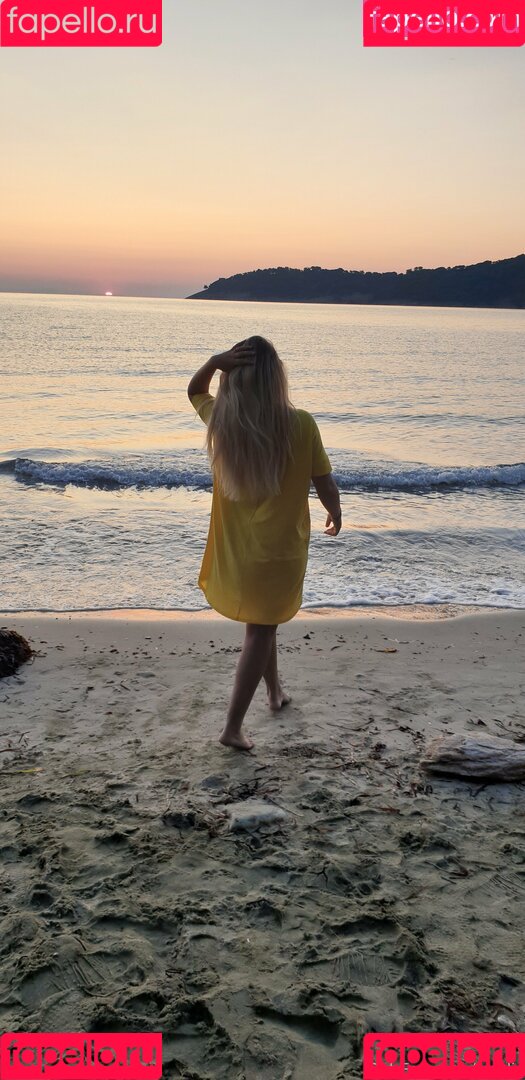 tsdelia Onlyfans Photo Gallery 