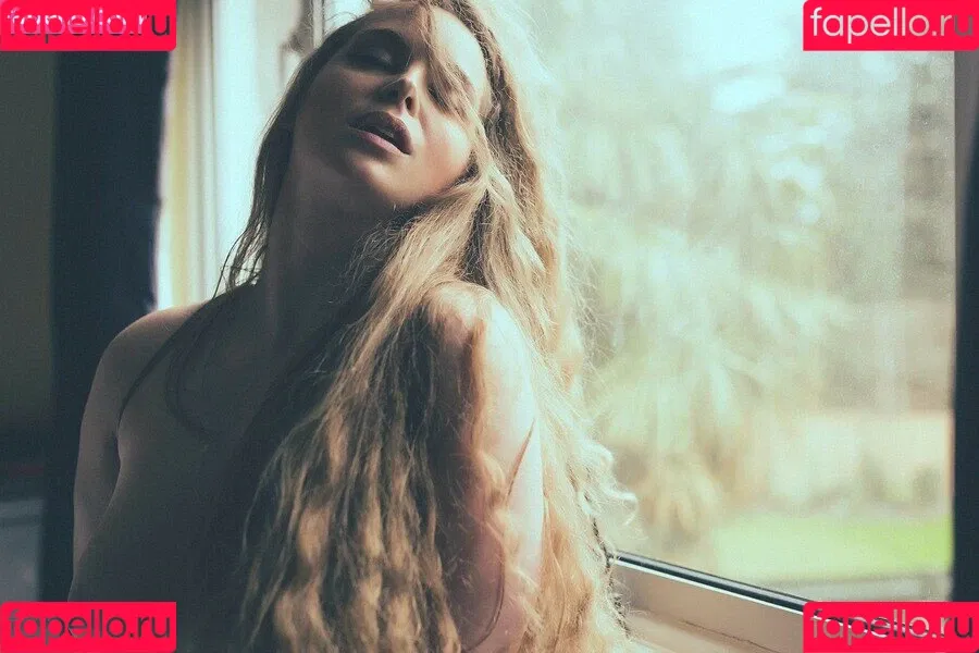 Emily Jezebelle Onlyfans Photo Gallery 