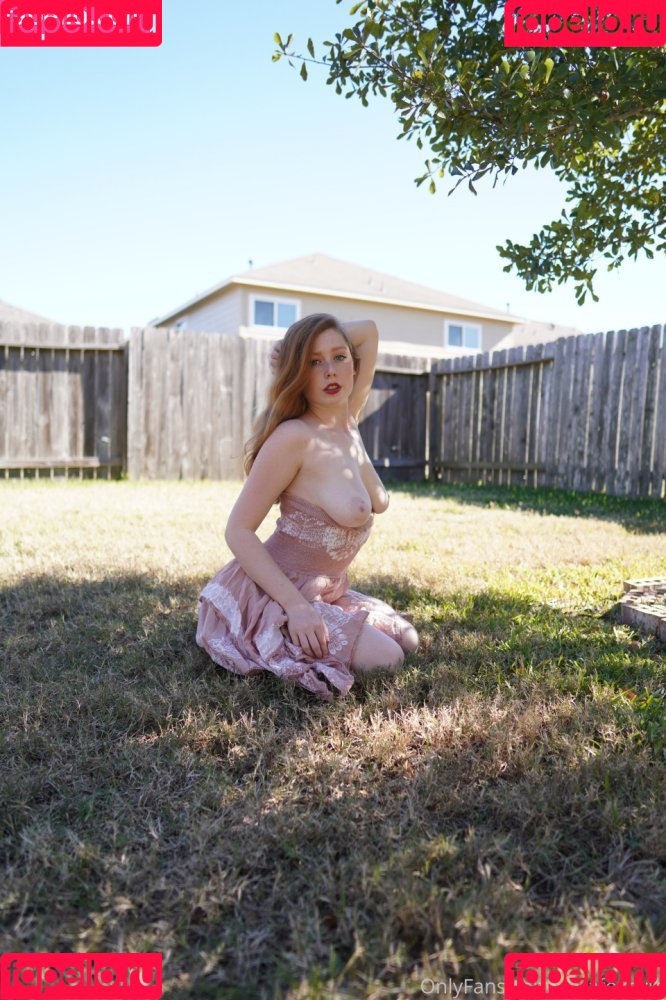 Cera Foxe Onlyfans Photo Gallery 