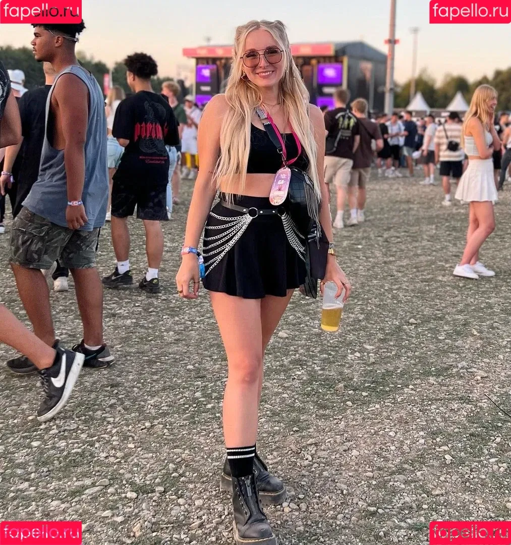 MinusElf Onlyfans Photo Gallery 