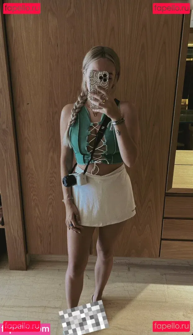 MinusElf Onlyfans Photo Gallery 