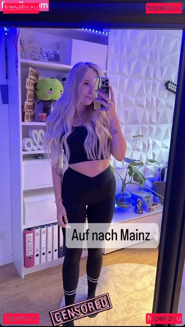 MinusElf Onlyfans Photo Gallery 