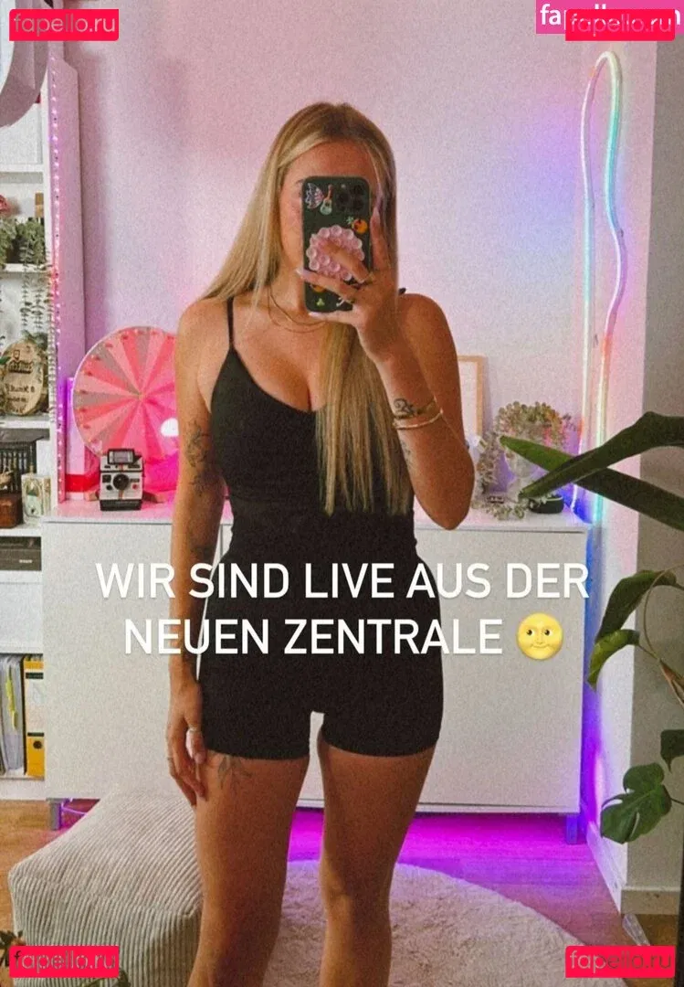 MinusElf Onlyfans Photo Gallery 