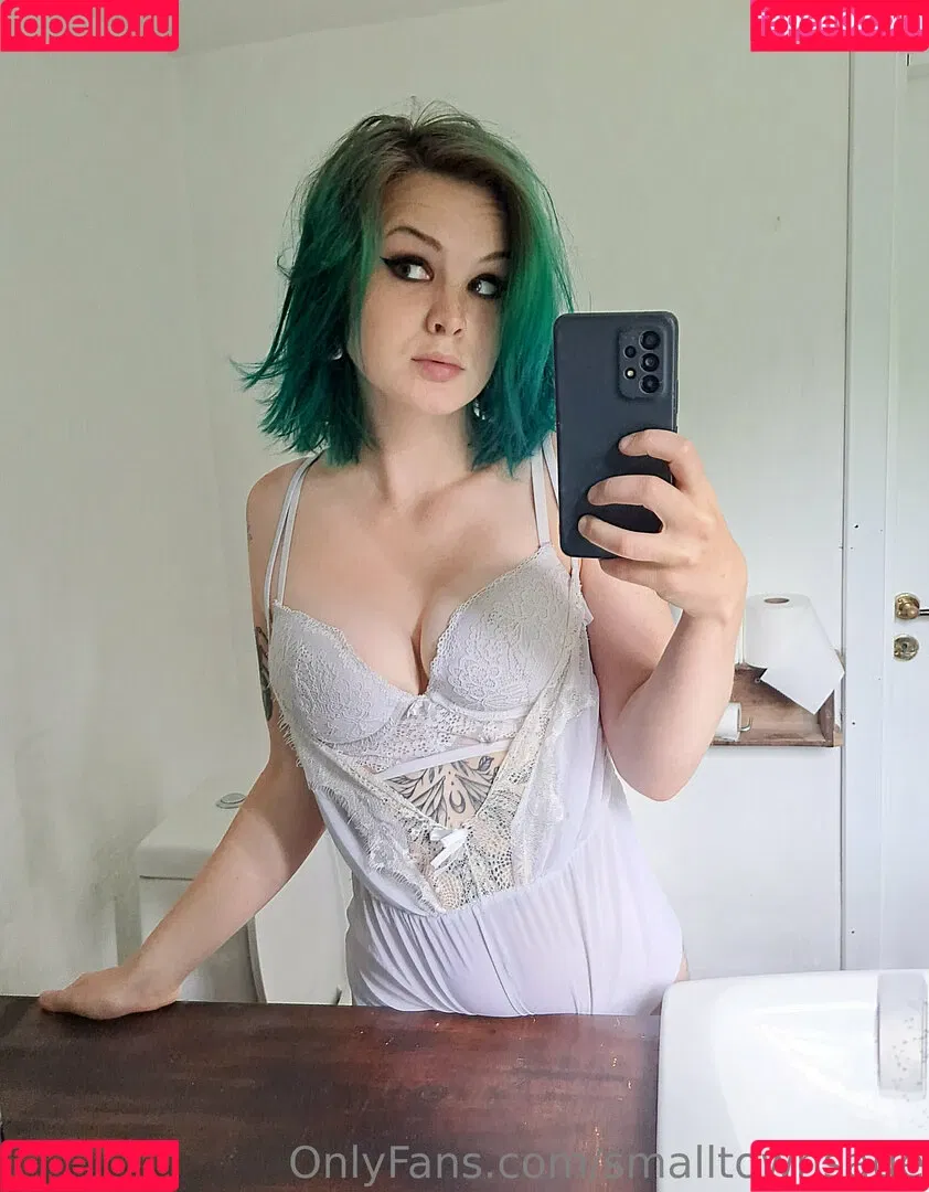 Small Town Sage Onlyfans Photo Gallery 
