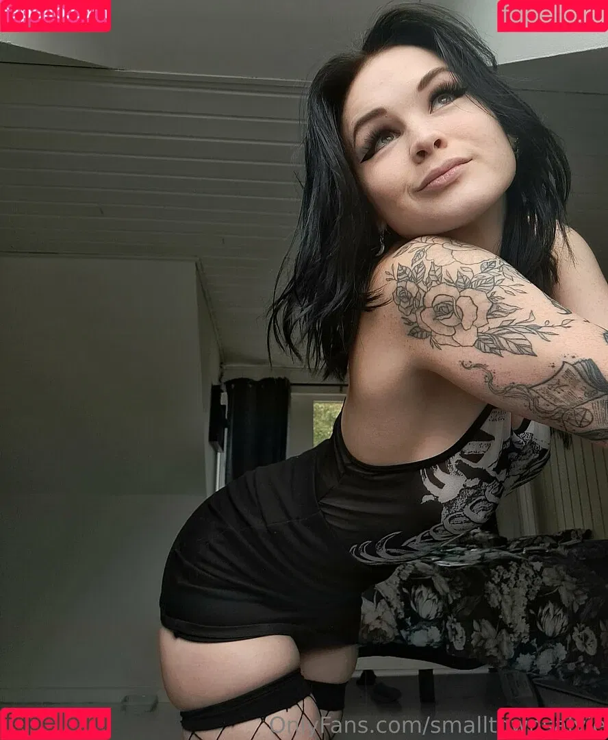 Small Town Sage Onlyfans Photo Gallery 