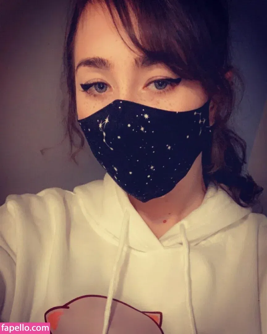 veinnavtuber Onlyfans Photo Gallery 