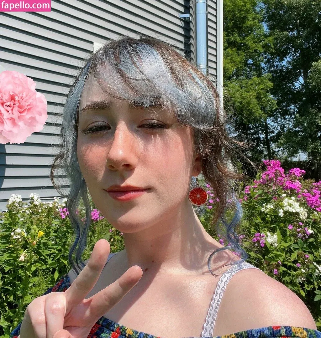 veinnavtuber Onlyfans Photo Gallery 