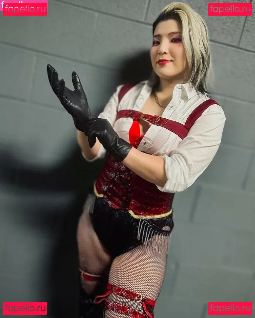 Hikaru Shida Onlyfans Photo Gallery 