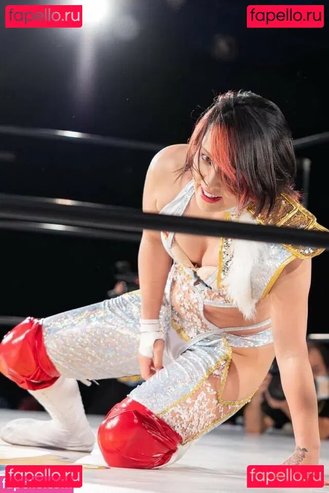 Hikaru Shida Onlyfans Photo Gallery 