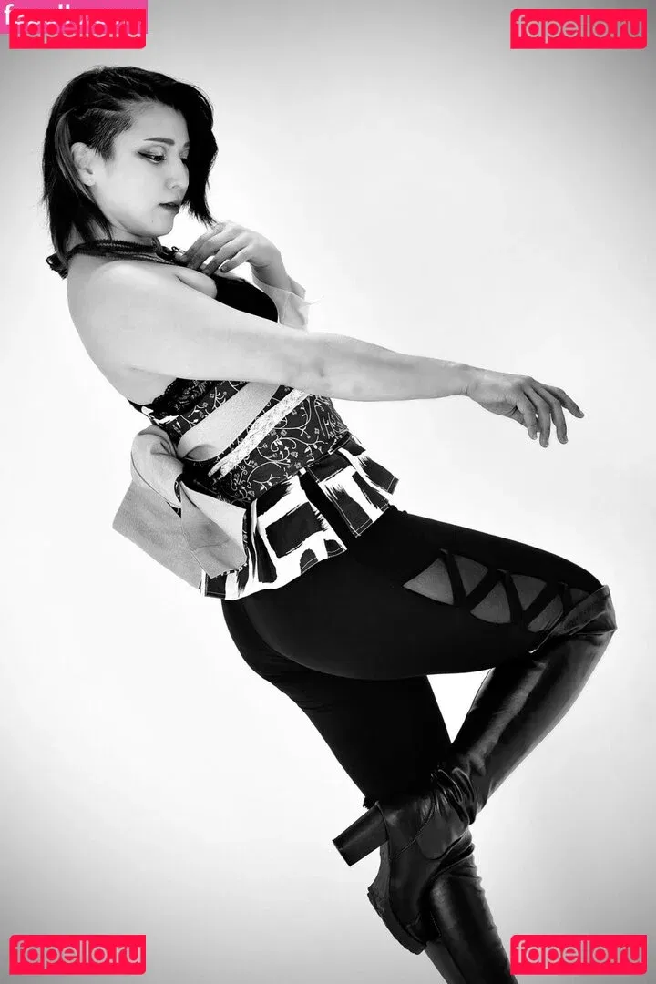 Hikaru Shida Onlyfans Photo Gallery 