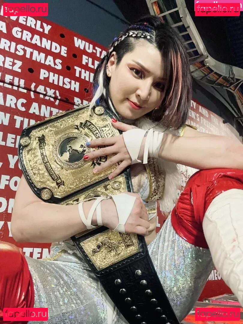 Hikaru Shida Onlyfans Photo Gallery 