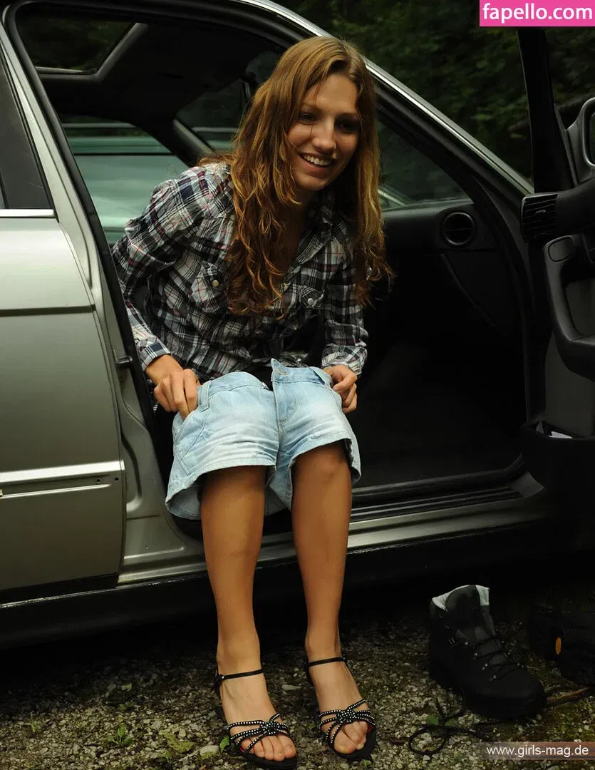 Girls Magazine Onlyfans Photo Gallery 