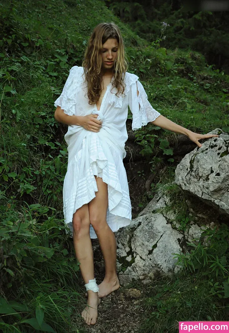 Girls Magazine Onlyfans Photo Gallery 