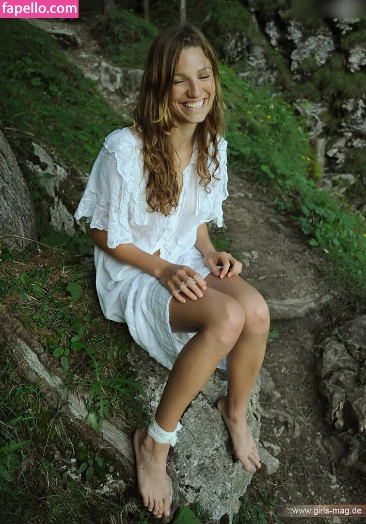 Girls Magazine Onlyfans Photo Gallery 