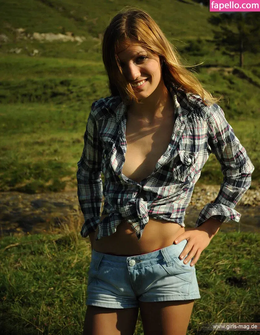 Girls Magazine Onlyfans Photo Gallery 