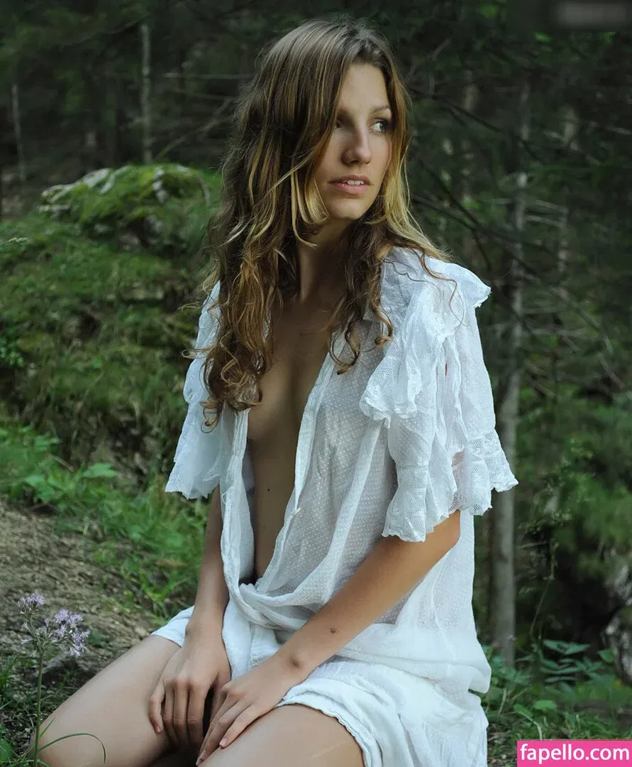 Girls Magazine Onlyfans Photo Gallery 