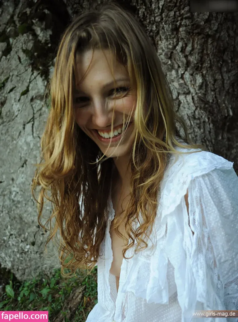 Girls Magazine Onlyfans Photo Gallery 