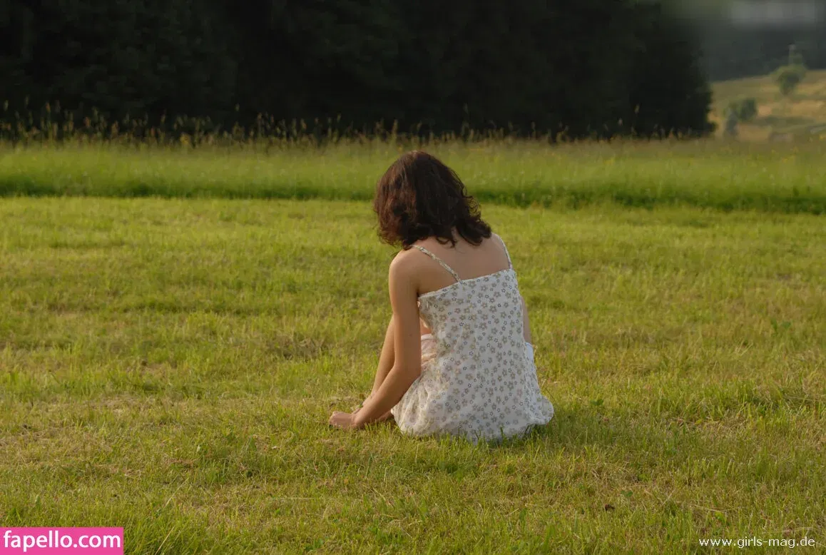 Girls Magazine Onlyfans Photo Gallery 