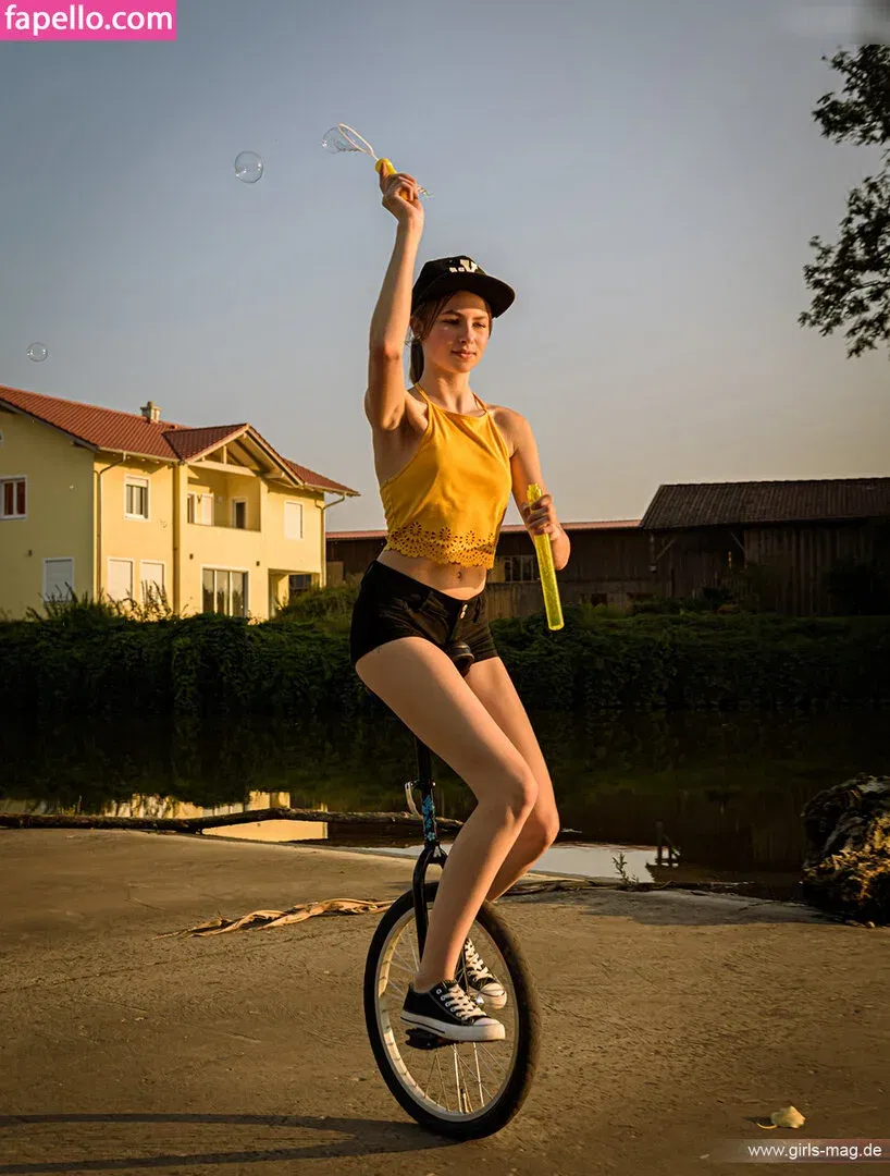 Girls Magazine Onlyfans Photo Gallery 