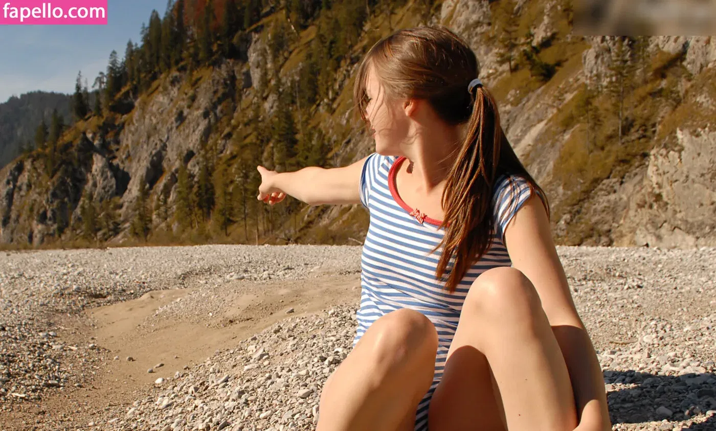 Girls Magazine Onlyfans Photo Gallery 