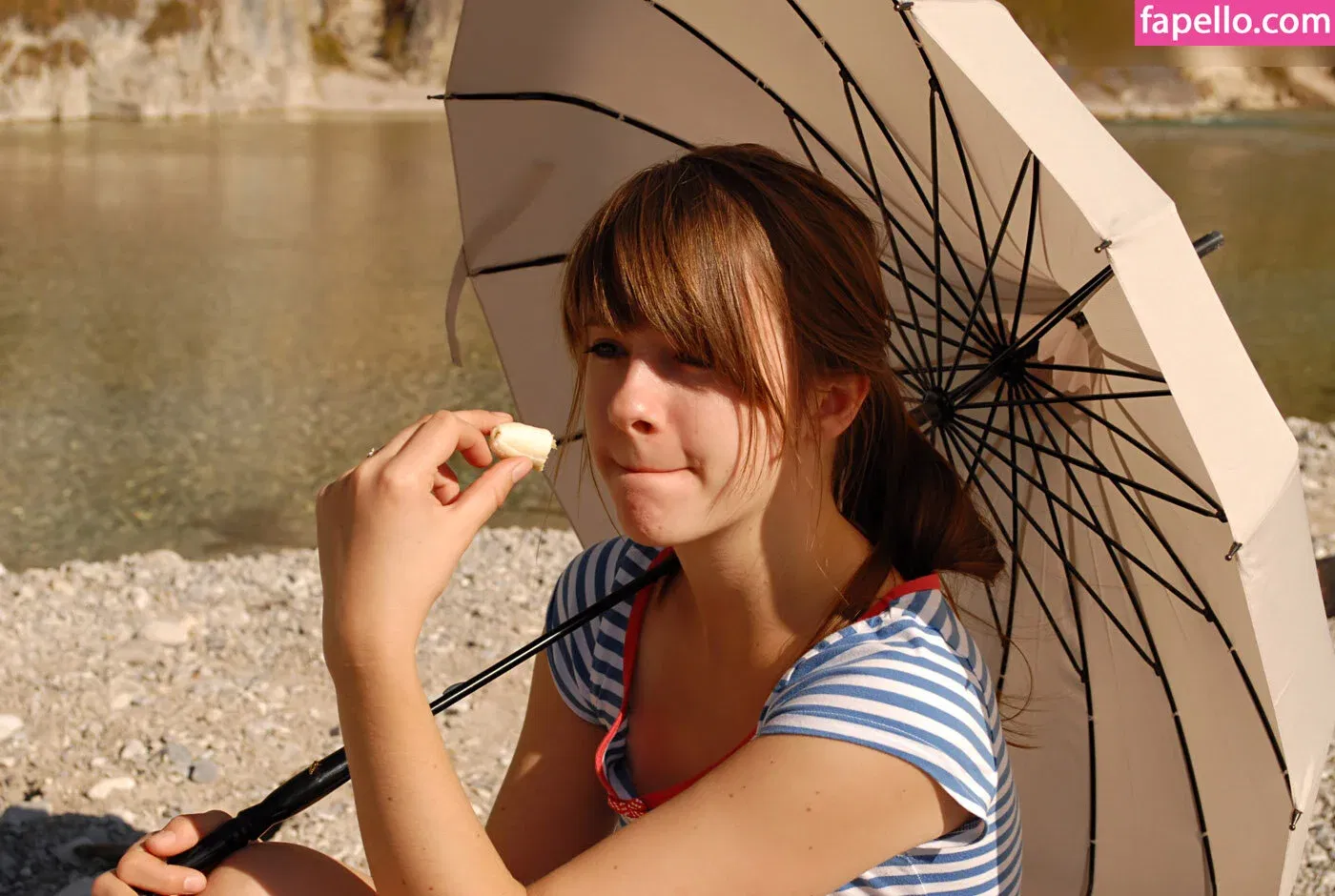 Girls Magazine Onlyfans Photo Gallery 