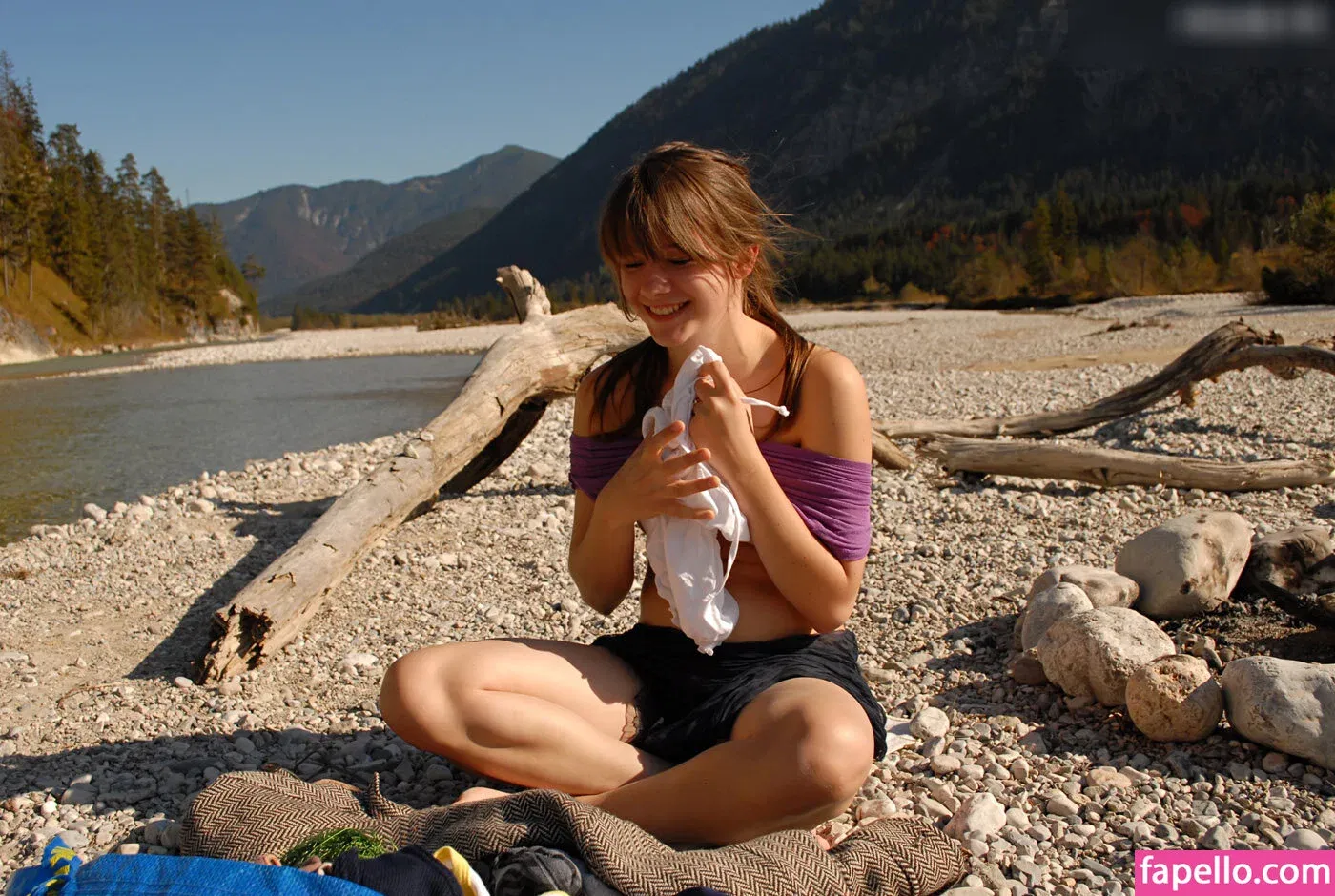 Girls Magazine Onlyfans Photo Gallery 