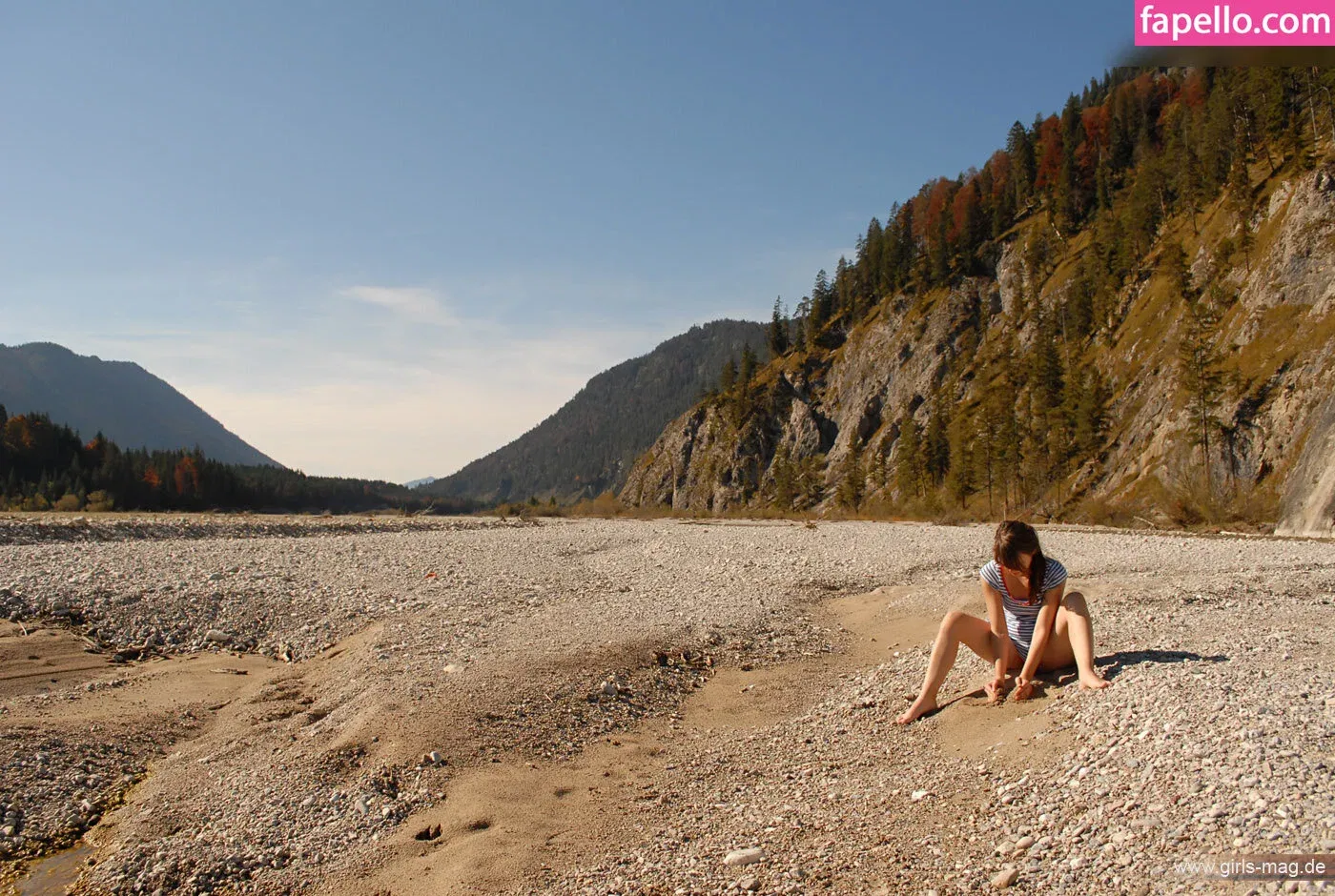 Girls Magazine Onlyfans Photo Gallery 