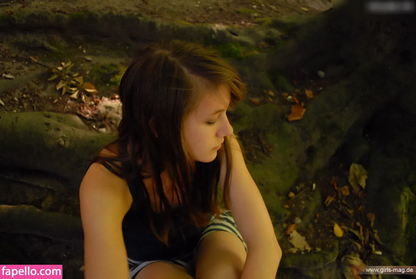 Girls Magazine Onlyfans Photo Gallery 