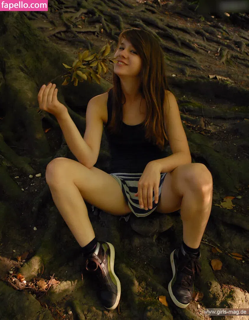 Girls Magazine Onlyfans Photo Gallery 