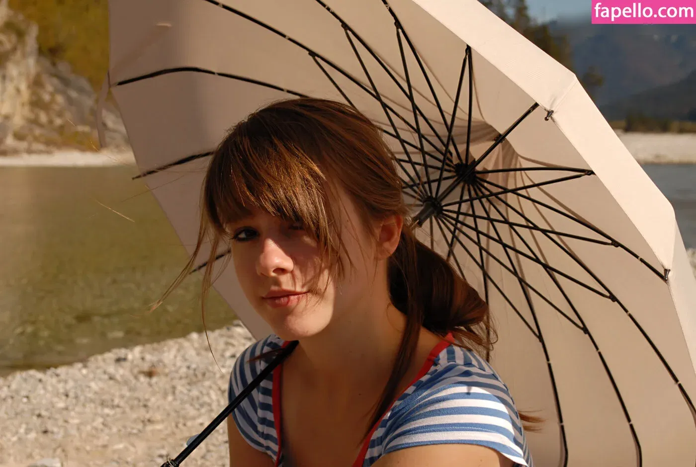 Girls Magazine Onlyfans Photo Gallery 