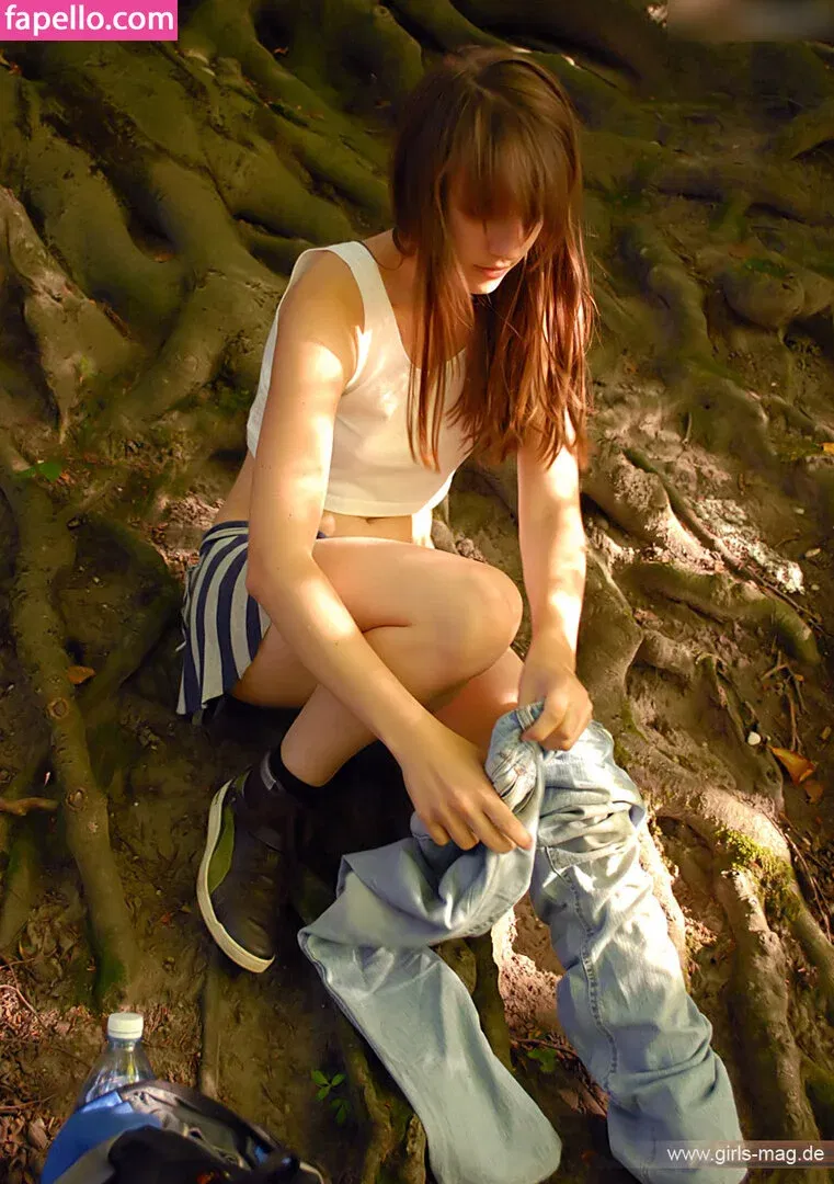 Girls Magazine Onlyfans Photo Gallery 