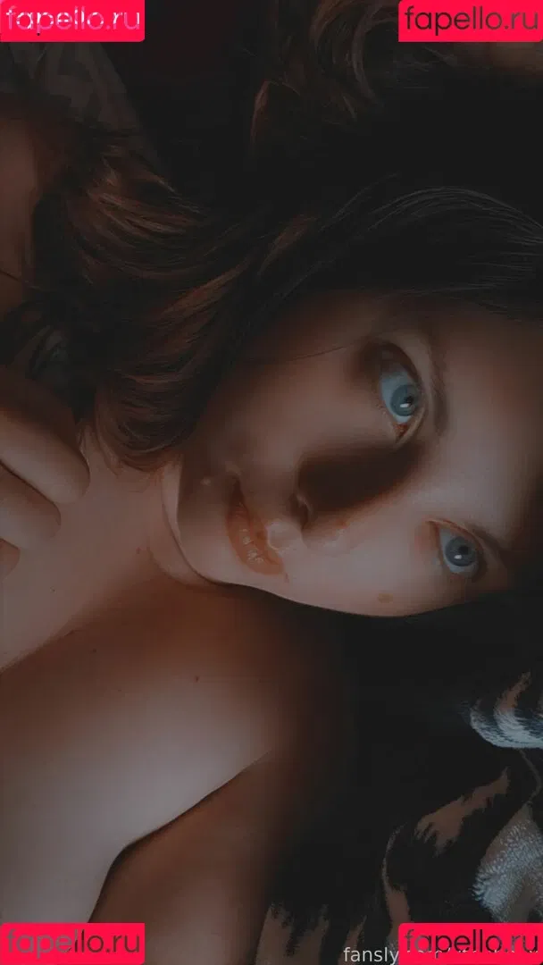 xthebeex Onlyfans Photo Gallery 