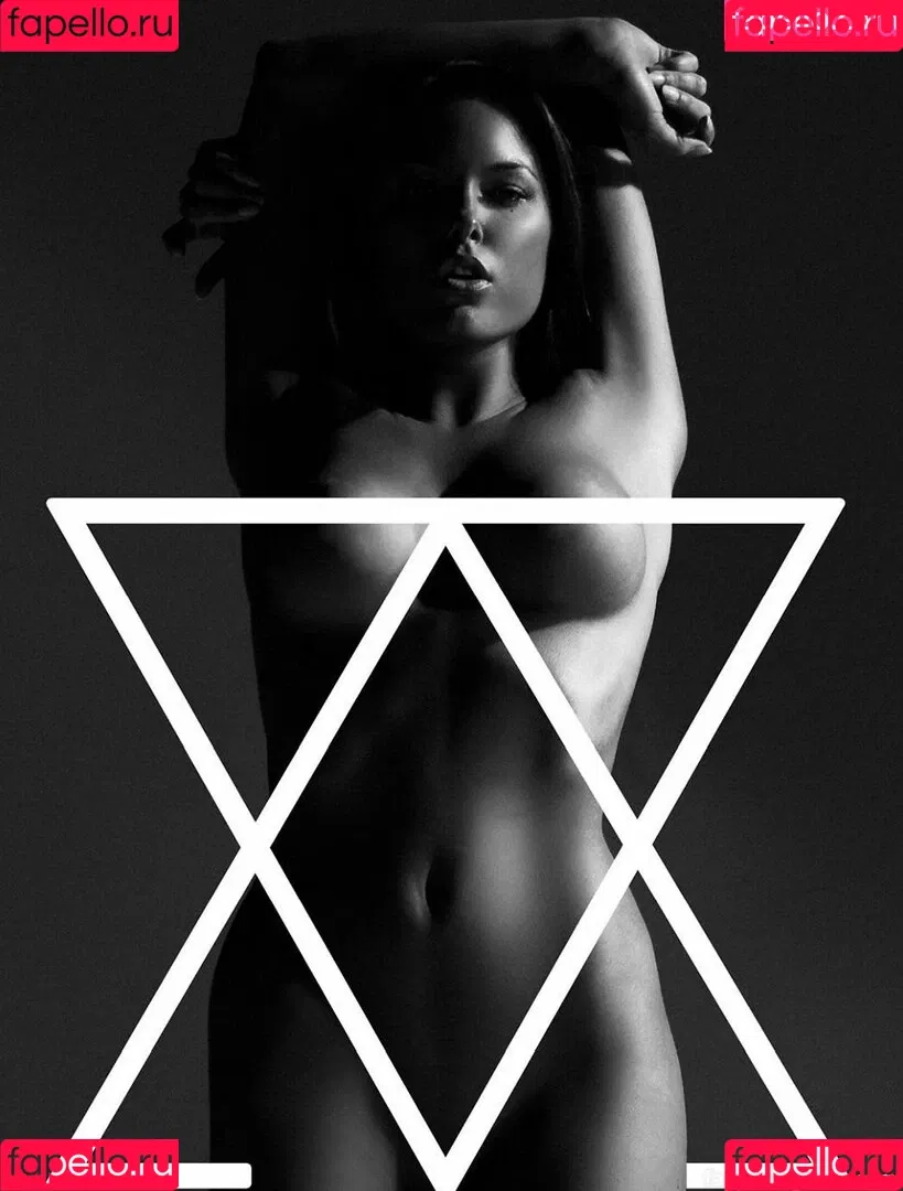 Constance Nunes Onlyfans Photo Gallery 