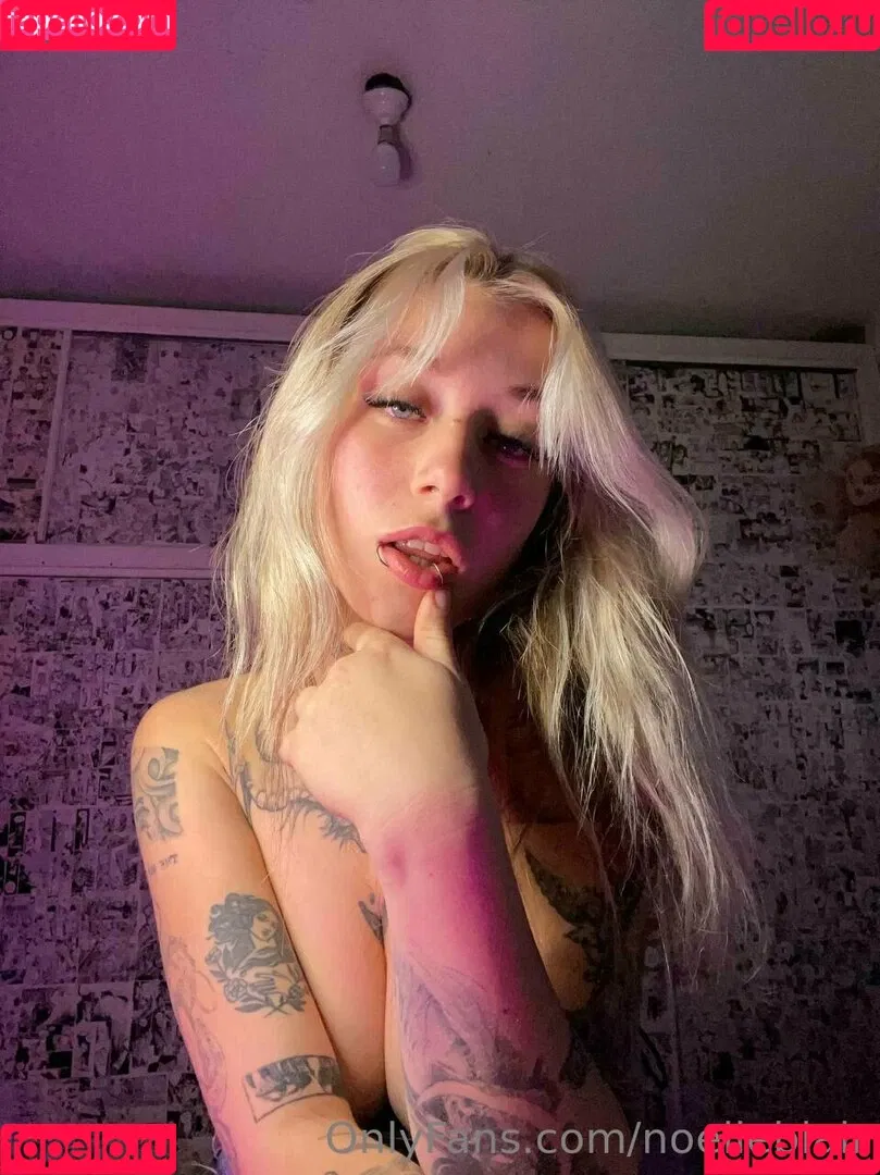 noelleblair Onlyfans Photo Gallery 