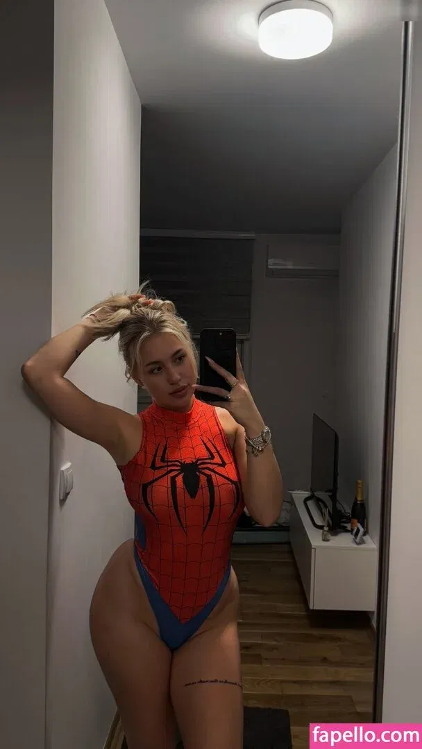 Sara Dodevska Onlyfans Photo Gallery 