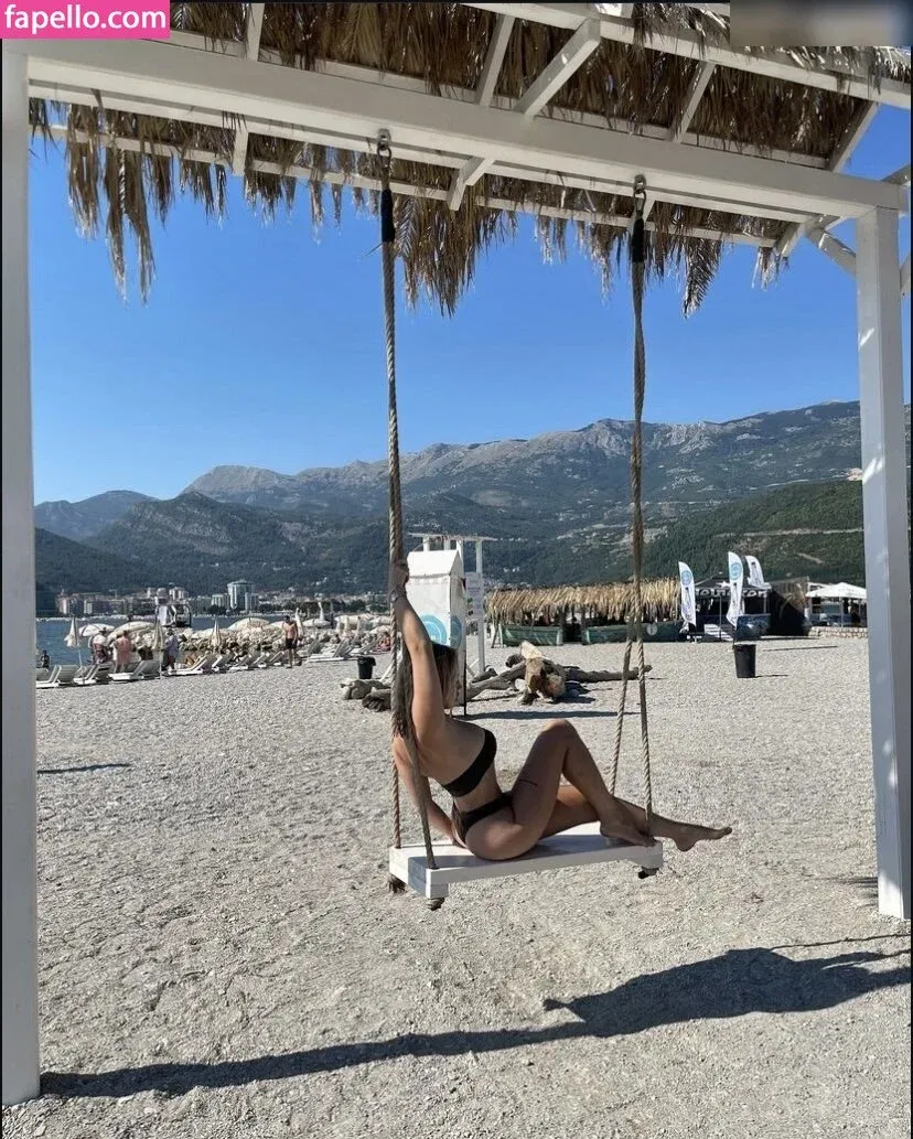 Sara Dodevska Onlyfans Photo Gallery 