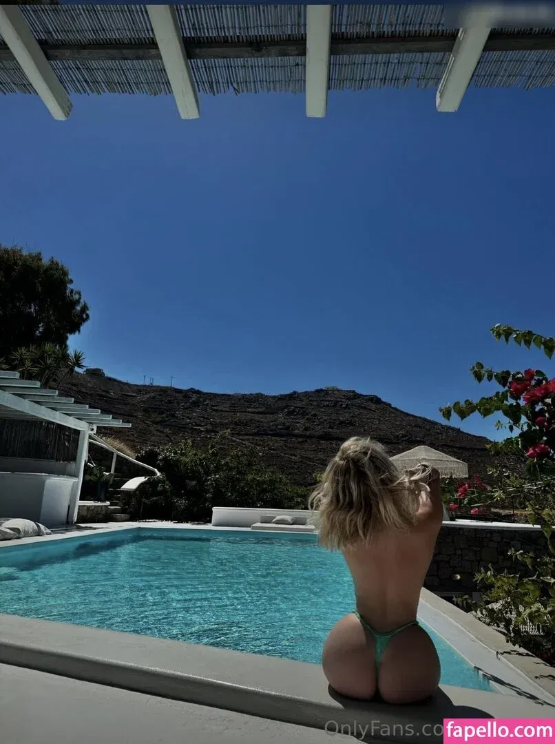 Sara Dodevska Onlyfans Photo Gallery 