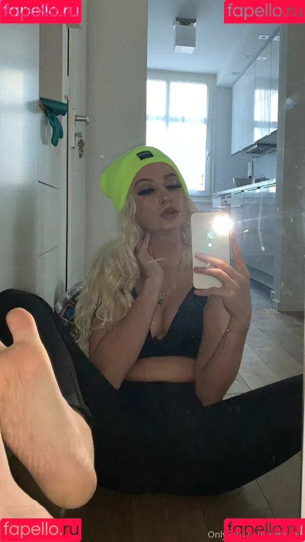 monamixxx Onlyfans Photo Gallery 