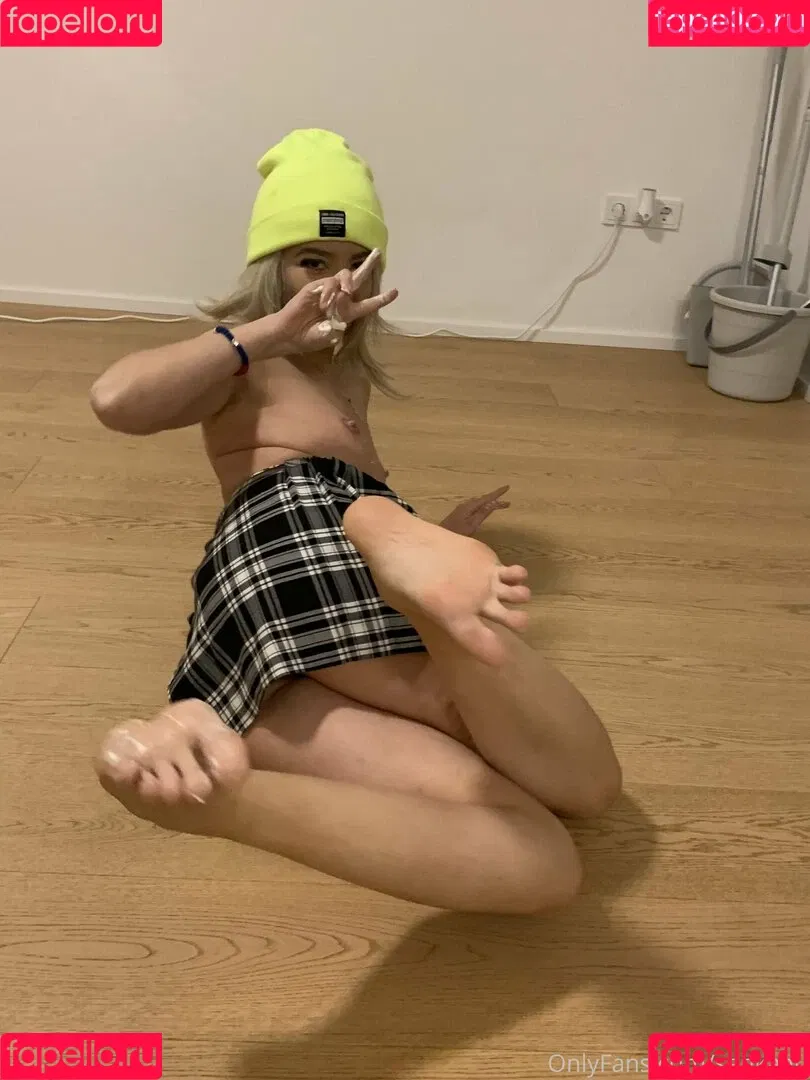 monamixxx Onlyfans Photo Gallery 