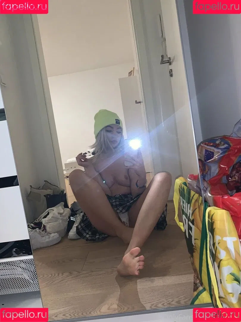 monamixxx Onlyfans Photo Gallery 