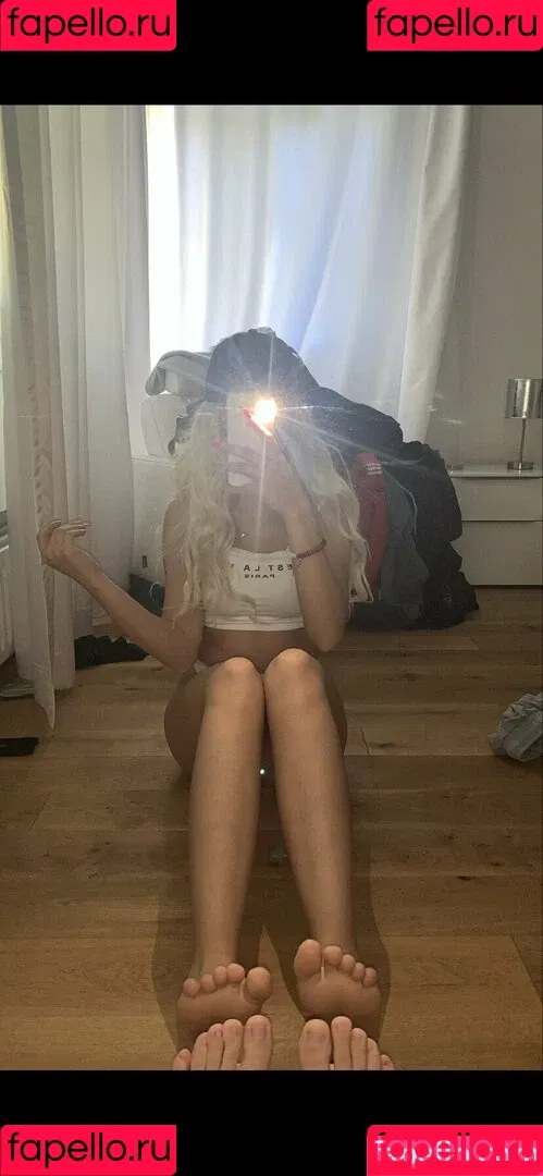 monamixxx Onlyfans Photo Gallery 