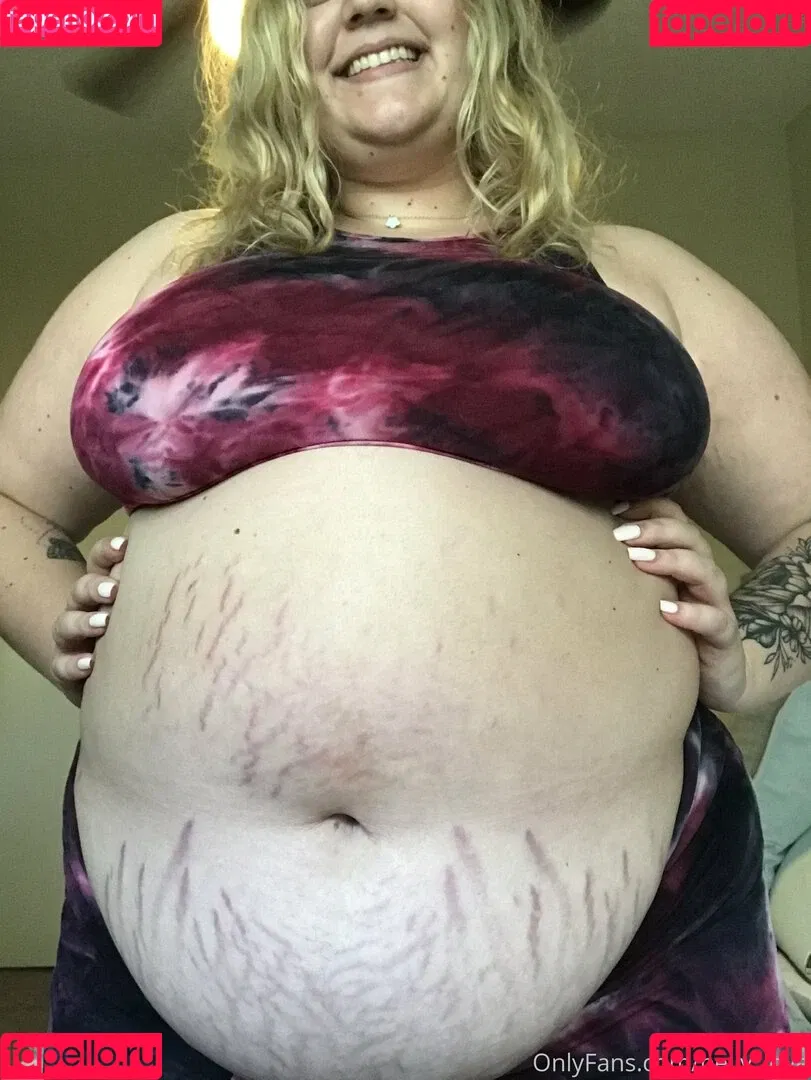 belly_love Onlyfans Photo Gallery 