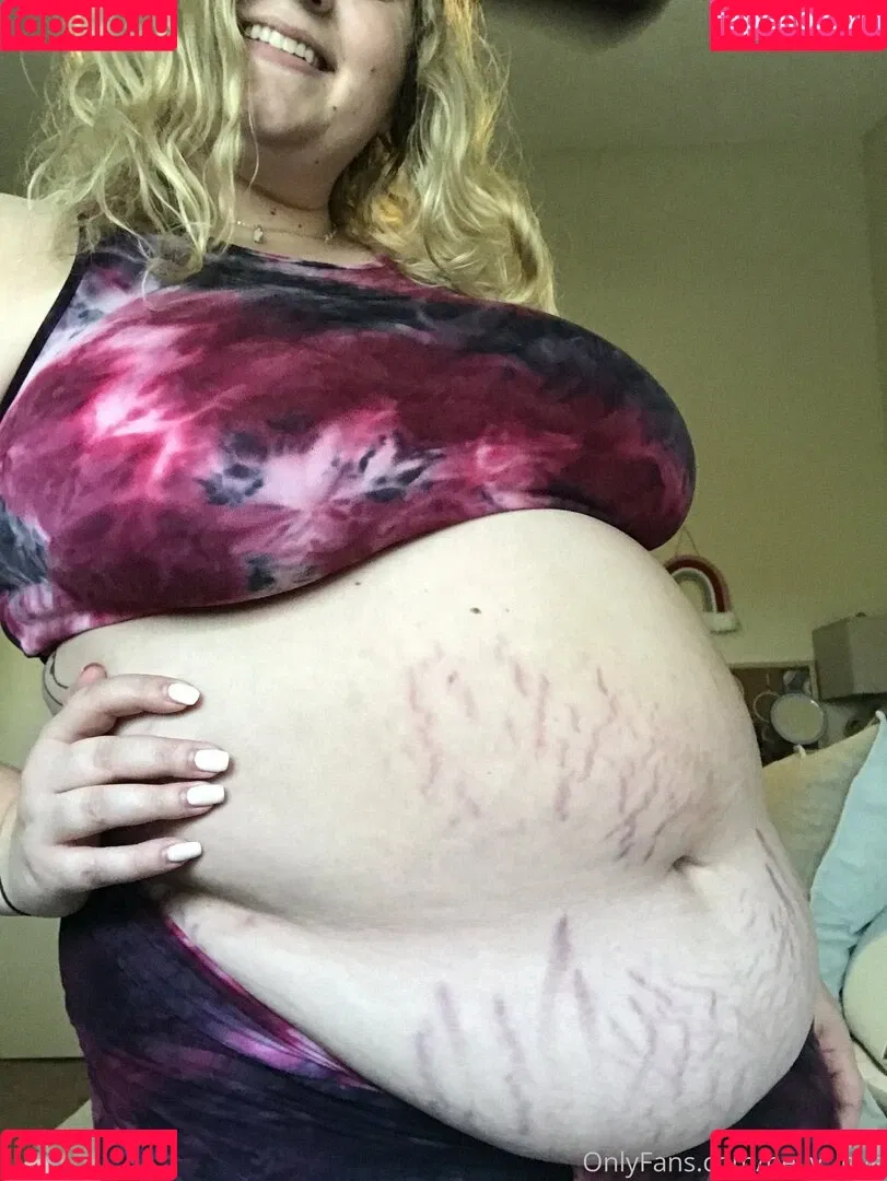 belly_love Onlyfans Photo Gallery 