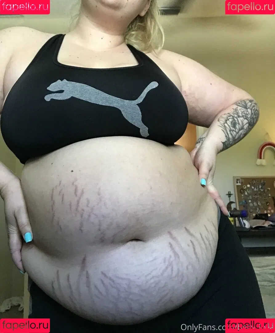 belly_love Onlyfans Photo Gallery 
