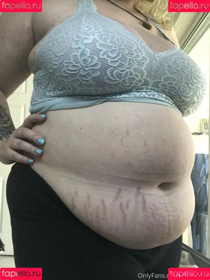 belly_love Onlyfans Photo Gallery 