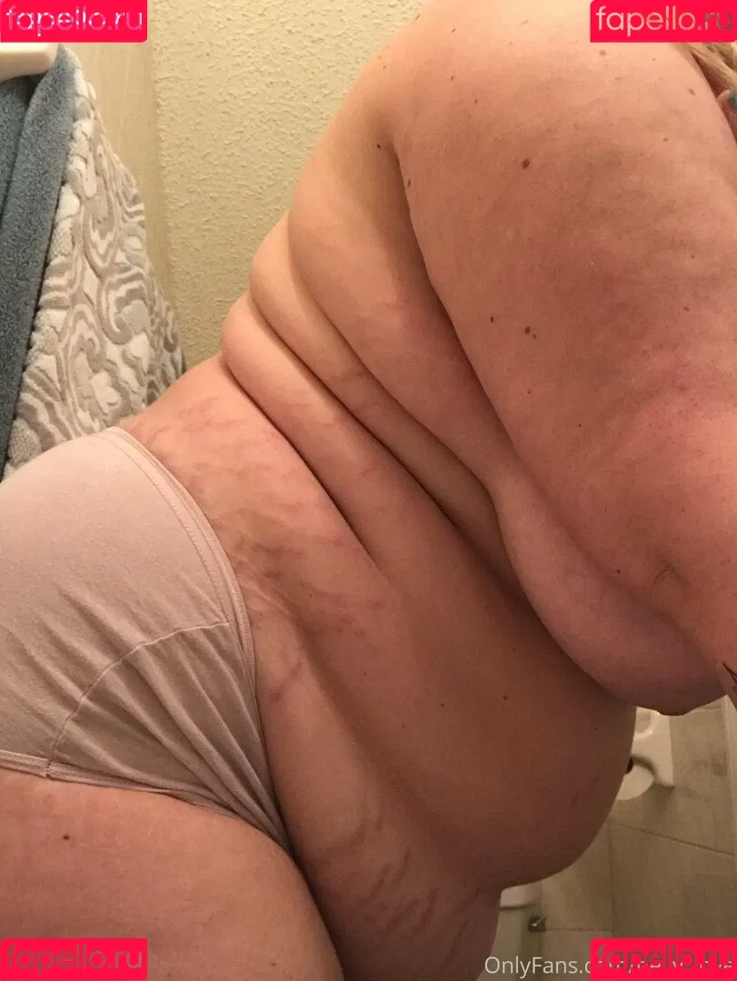 belly_love Onlyfans Photo Gallery 