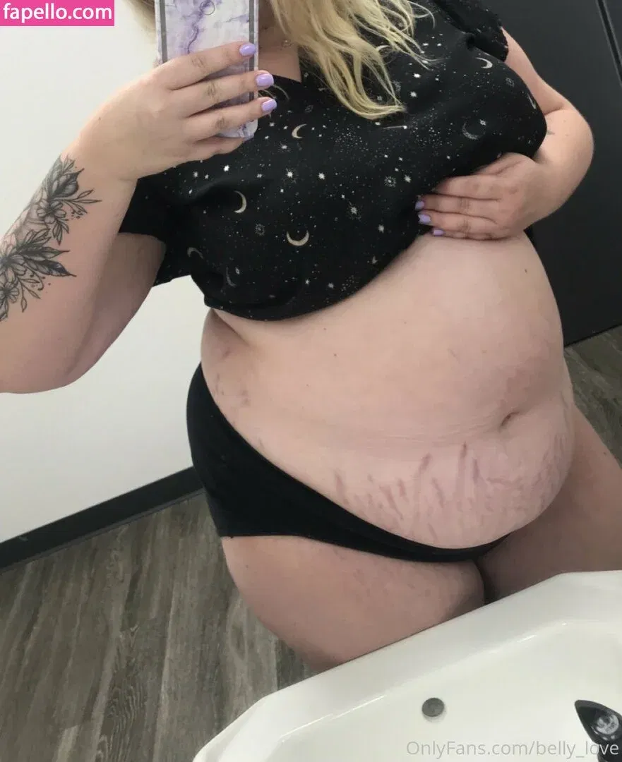 belly_love Onlyfans Photo Gallery 
