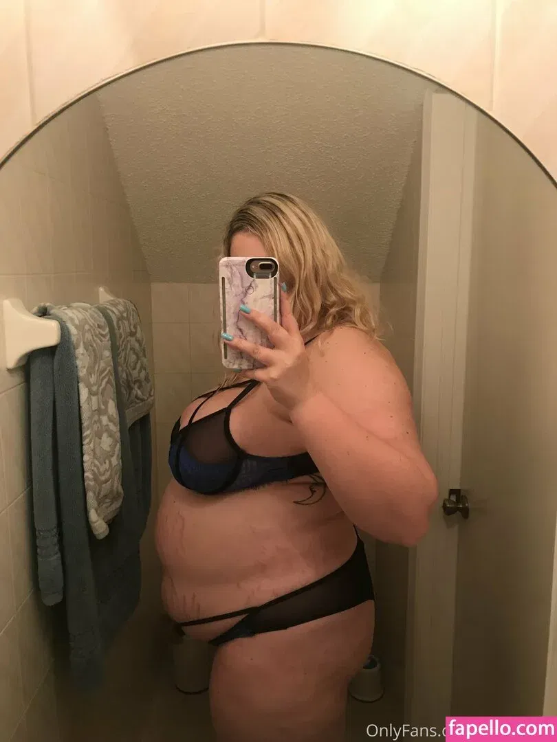belly_love Onlyfans Photo Gallery 