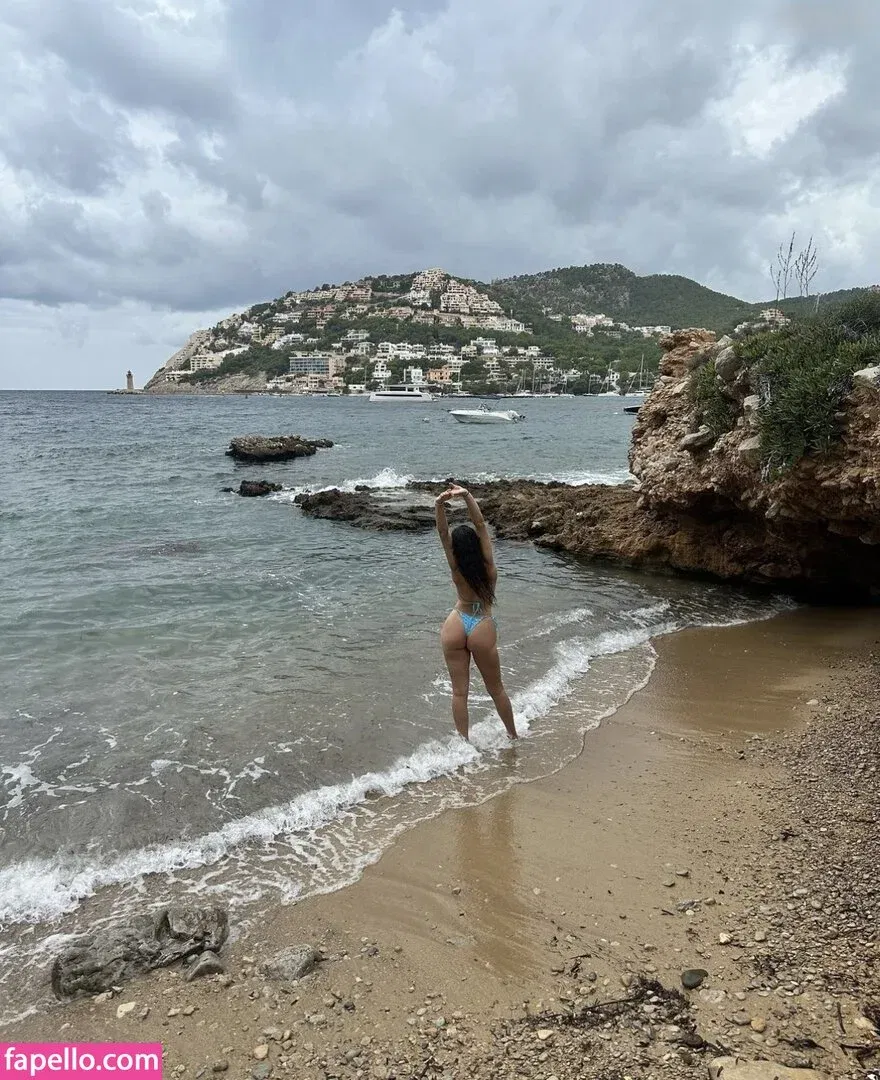 sofievomblock Onlyfans Photo Gallery 