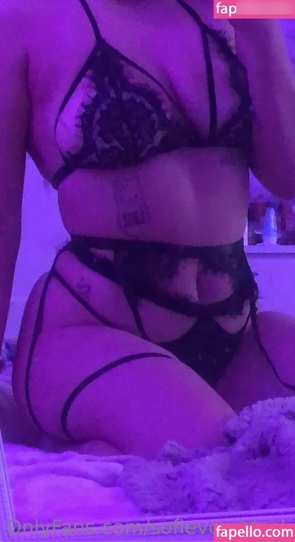 sofievomblock Onlyfans Photo Gallery 